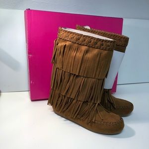 Rampage Girls Nyomi Western Fringe Moccasin Boots
